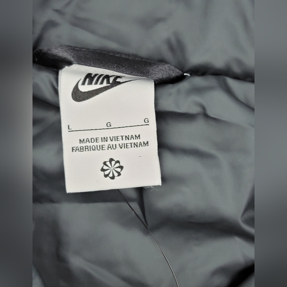 Nike Circa 96 Women's Black Hooded Jacket Size Large DV8082-010 New - Picture 6 of 9
